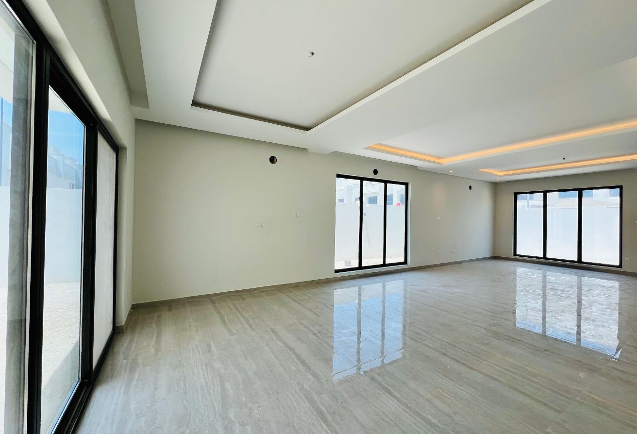 property 2480 image 2