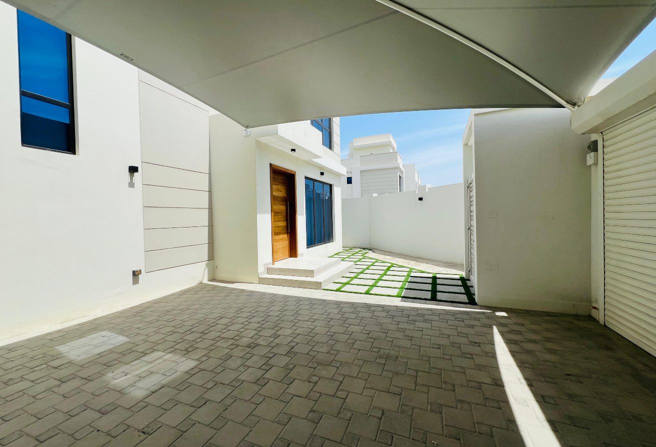 property 2480 image 13