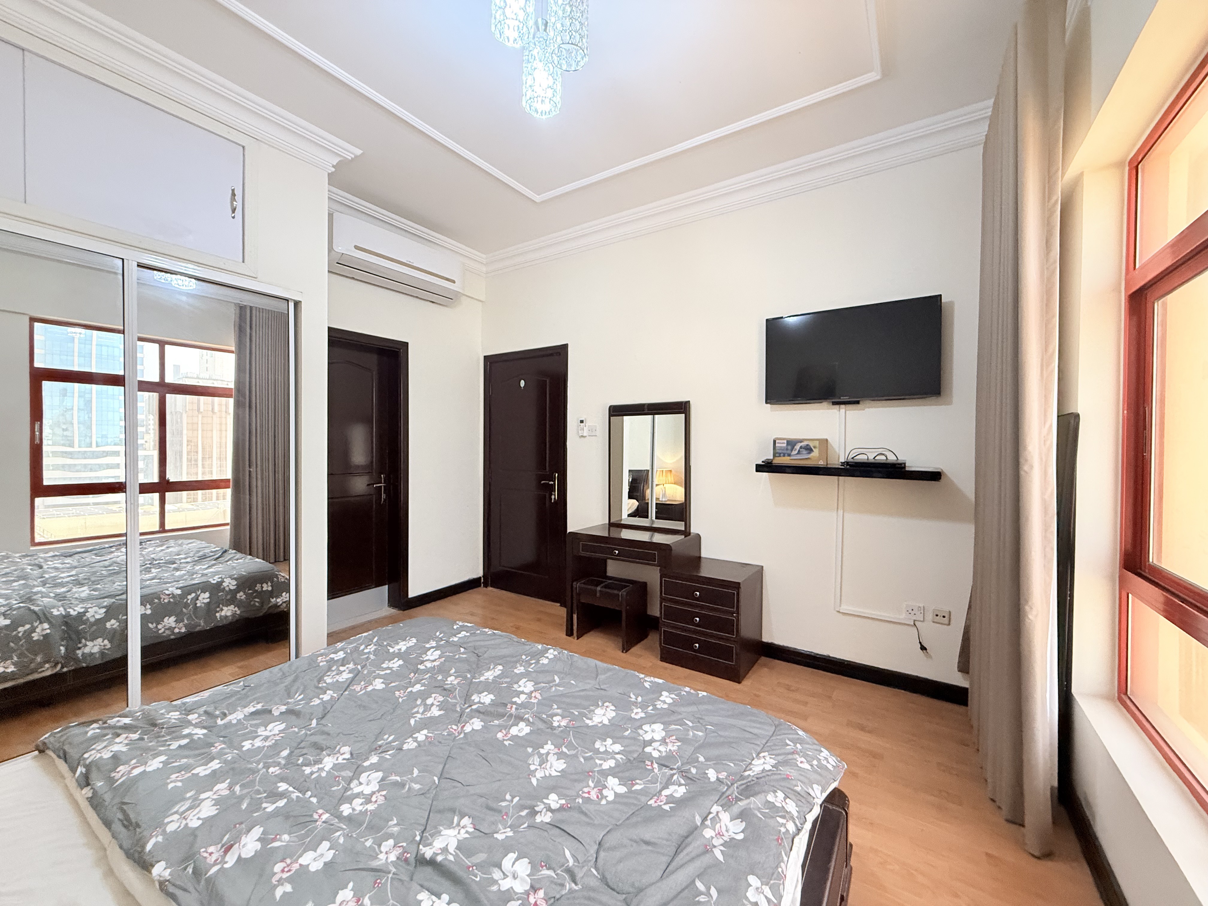 property 2493 image 6