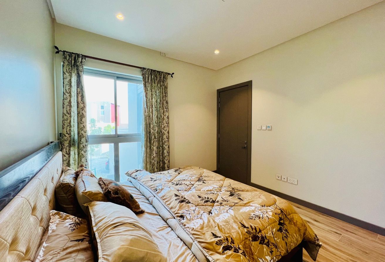 property 2496 image 1