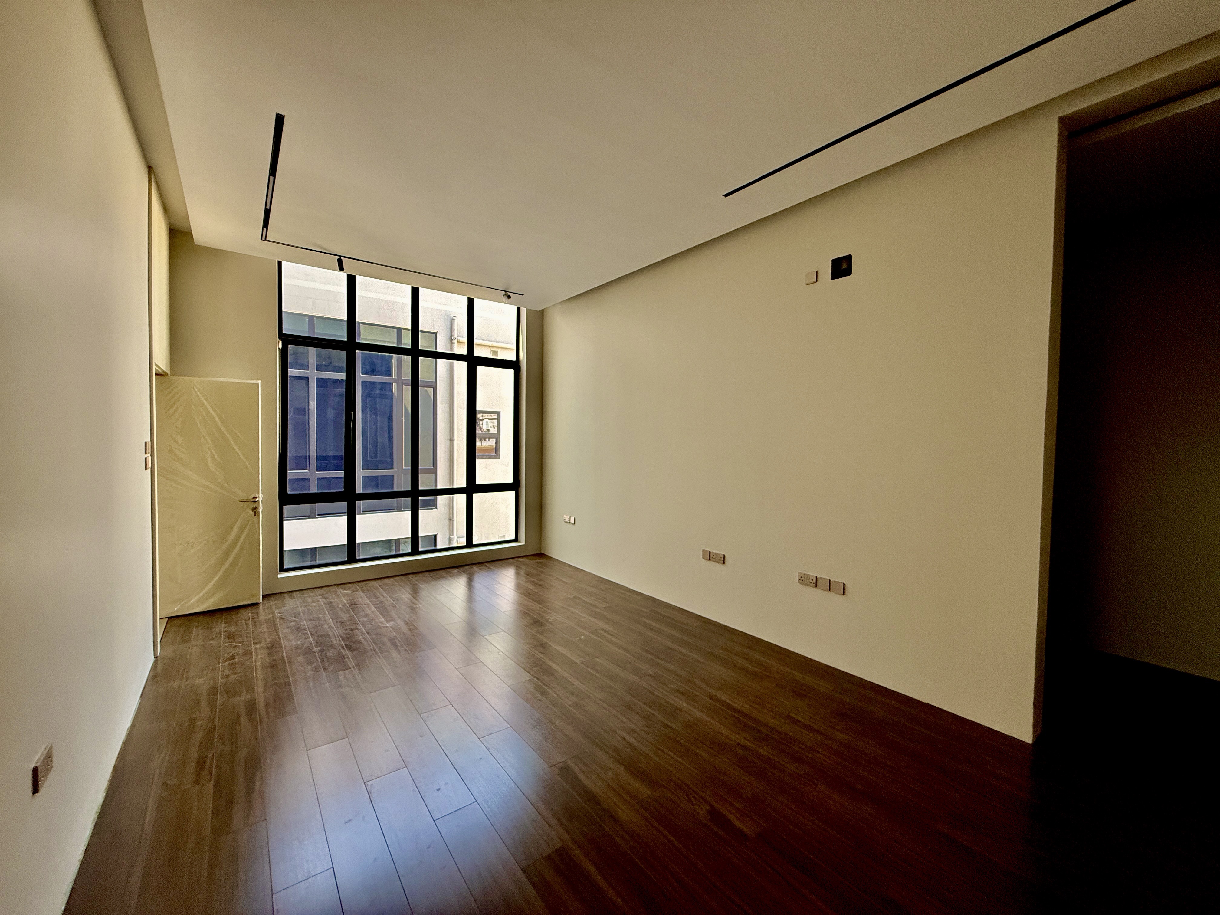 property 2506 image 10