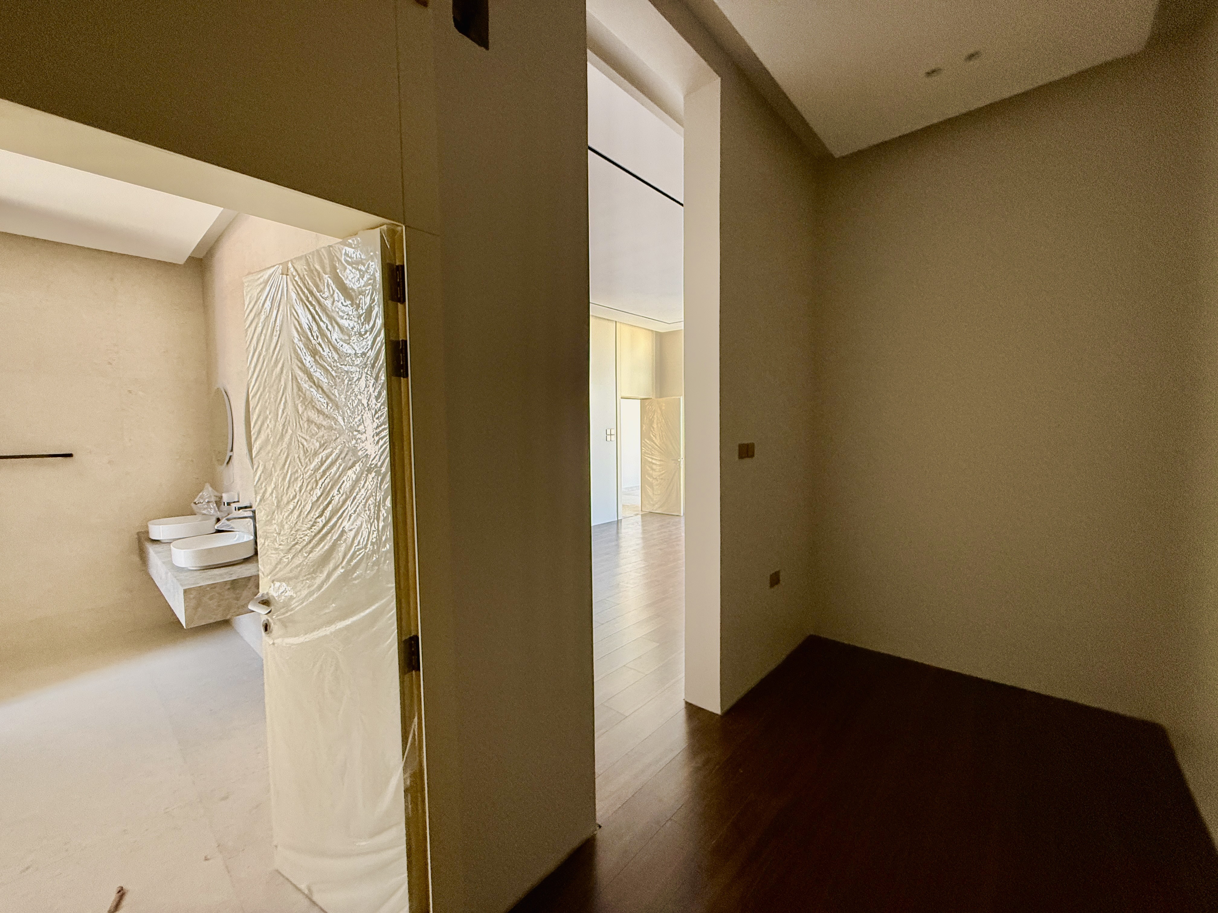 property 2506 image 11