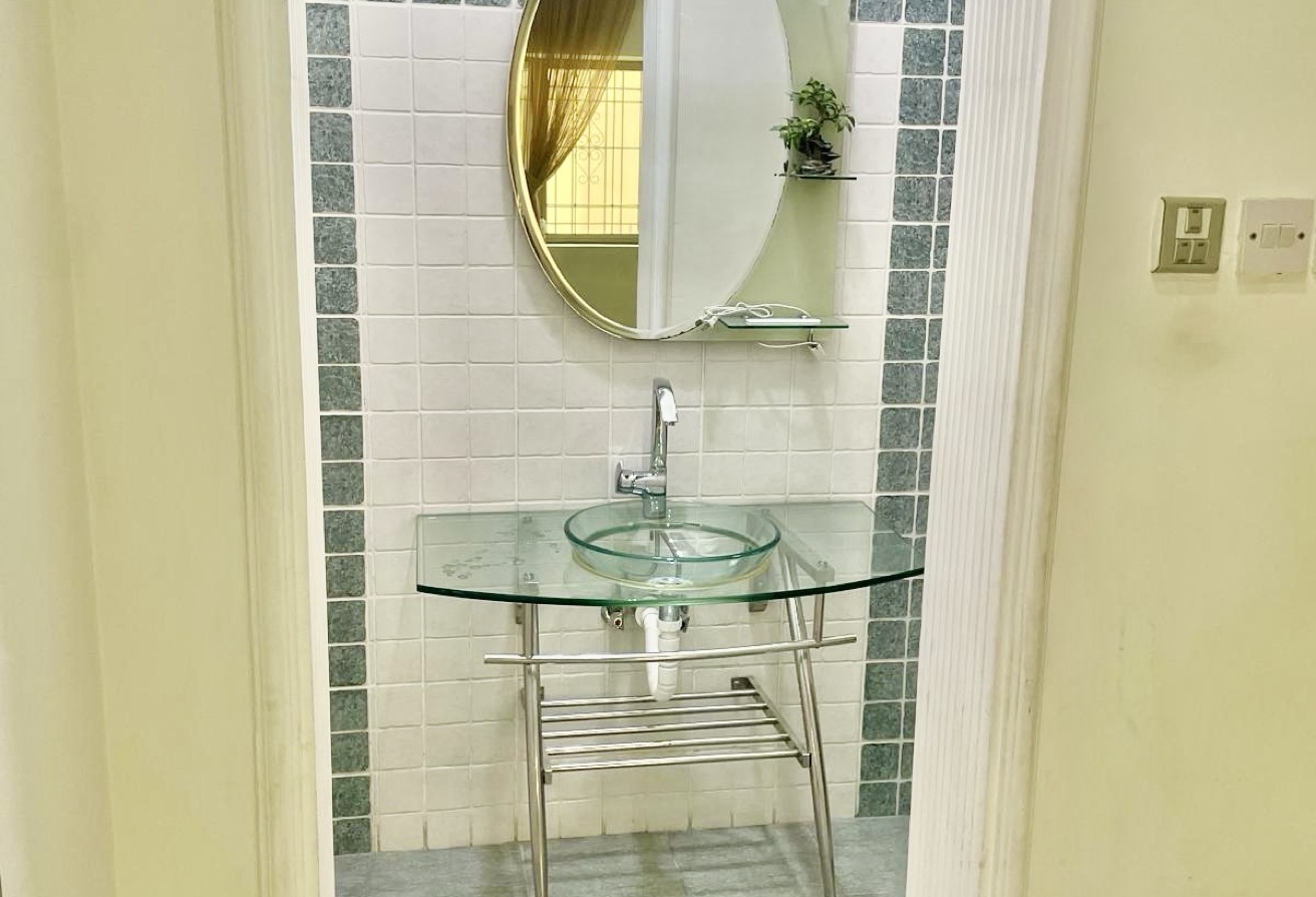 property 2514 image 14