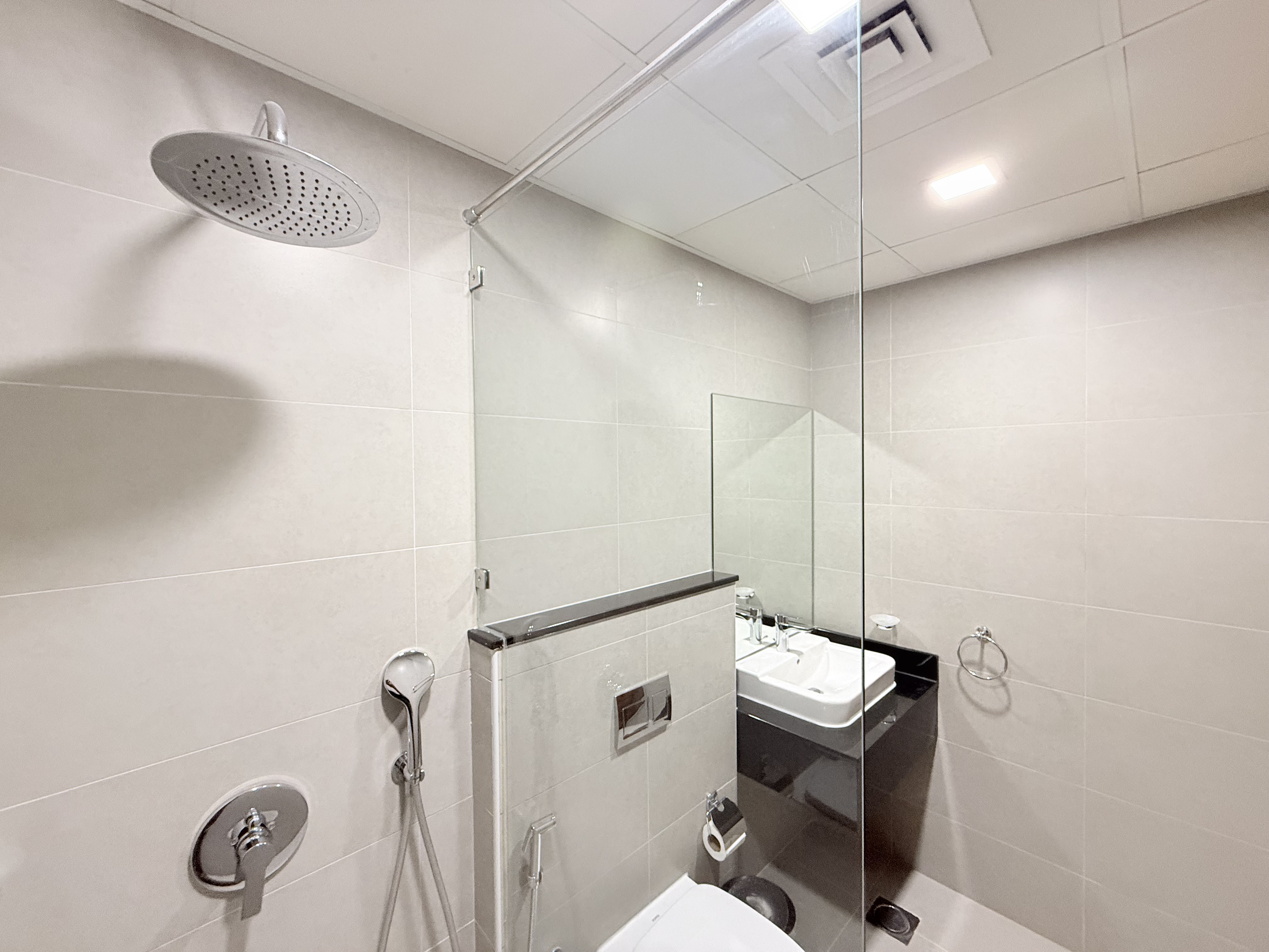 property 2516 image 10