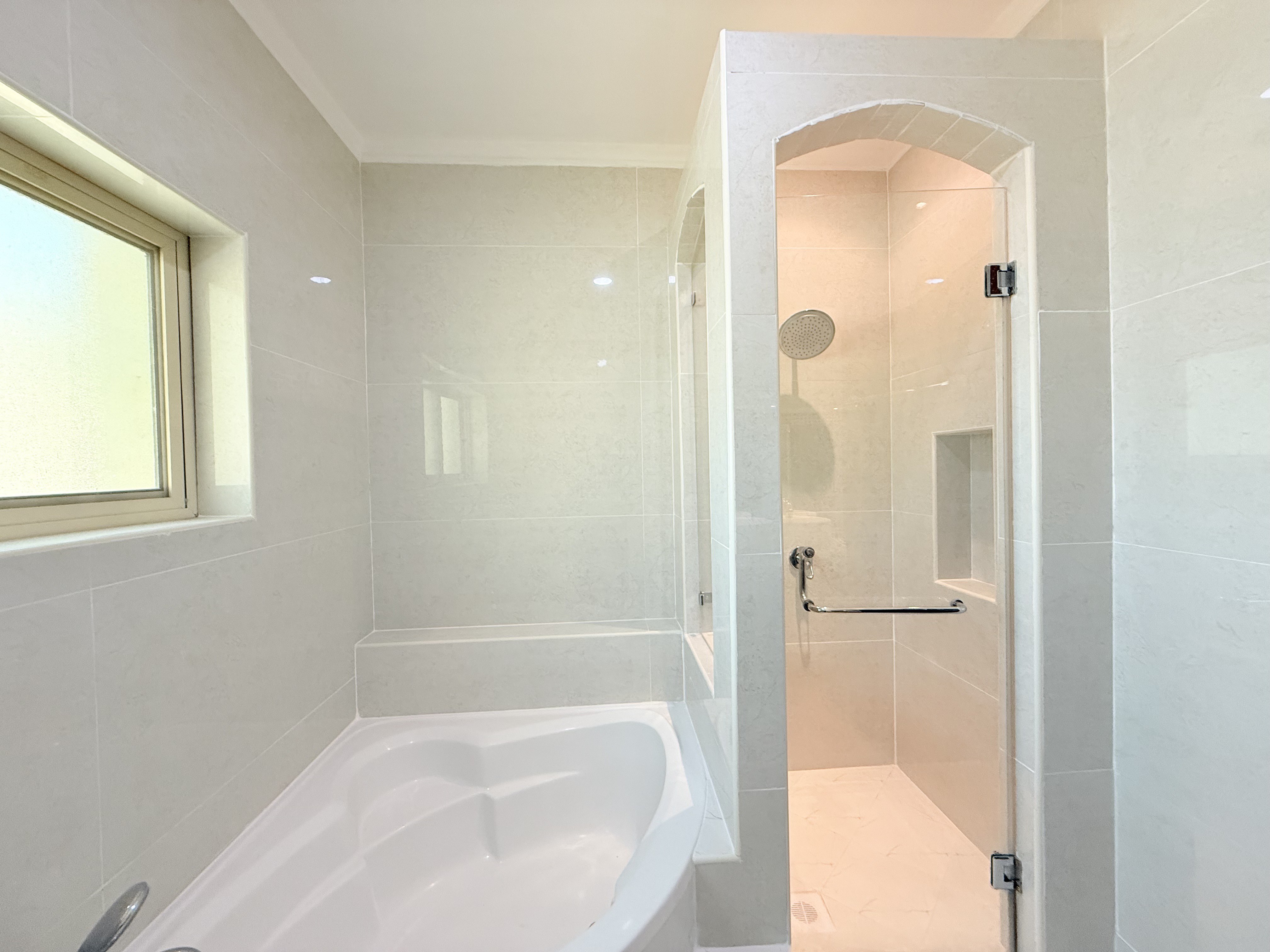 property 2517 image 17
