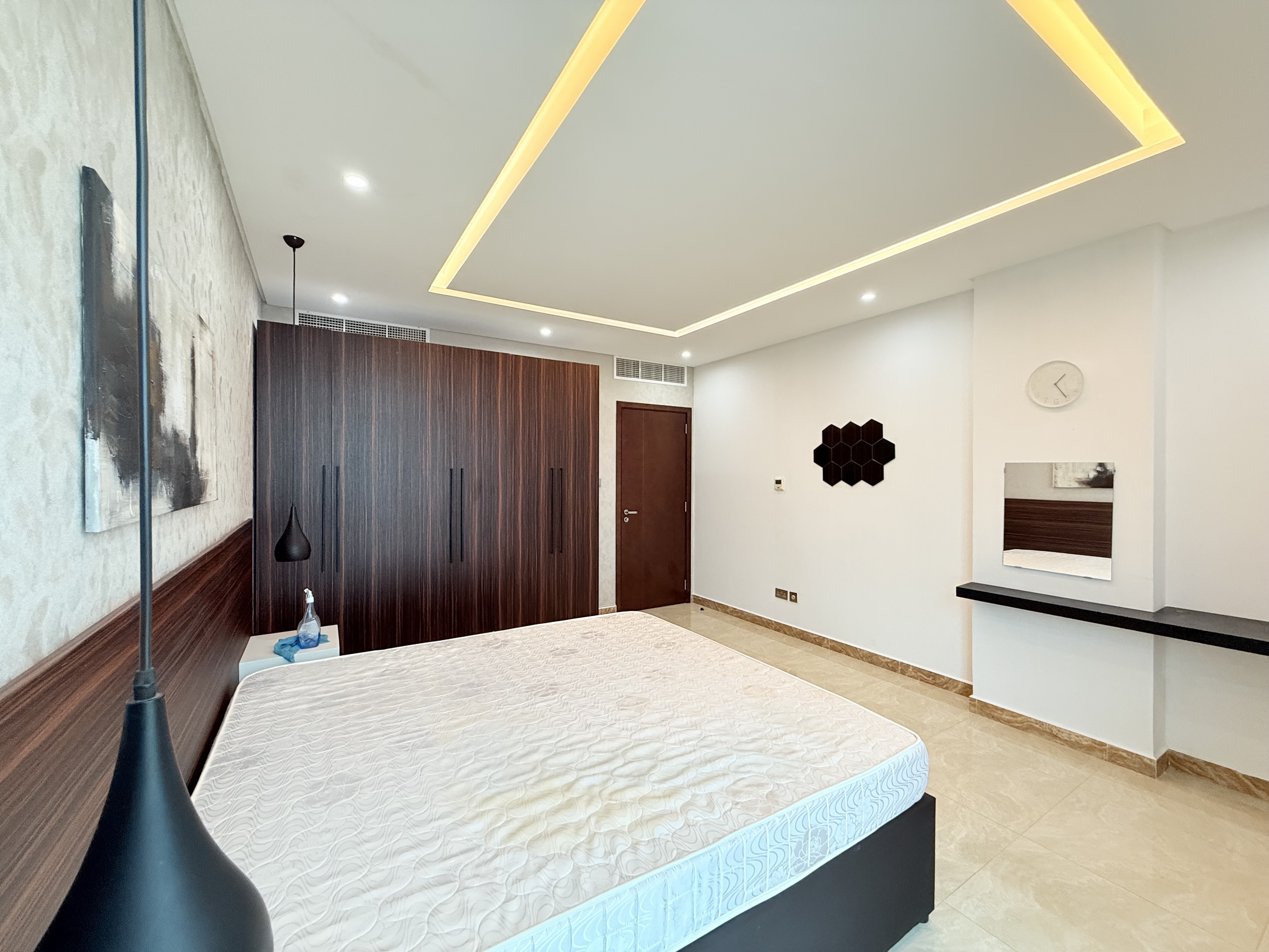 property 2526 image 10