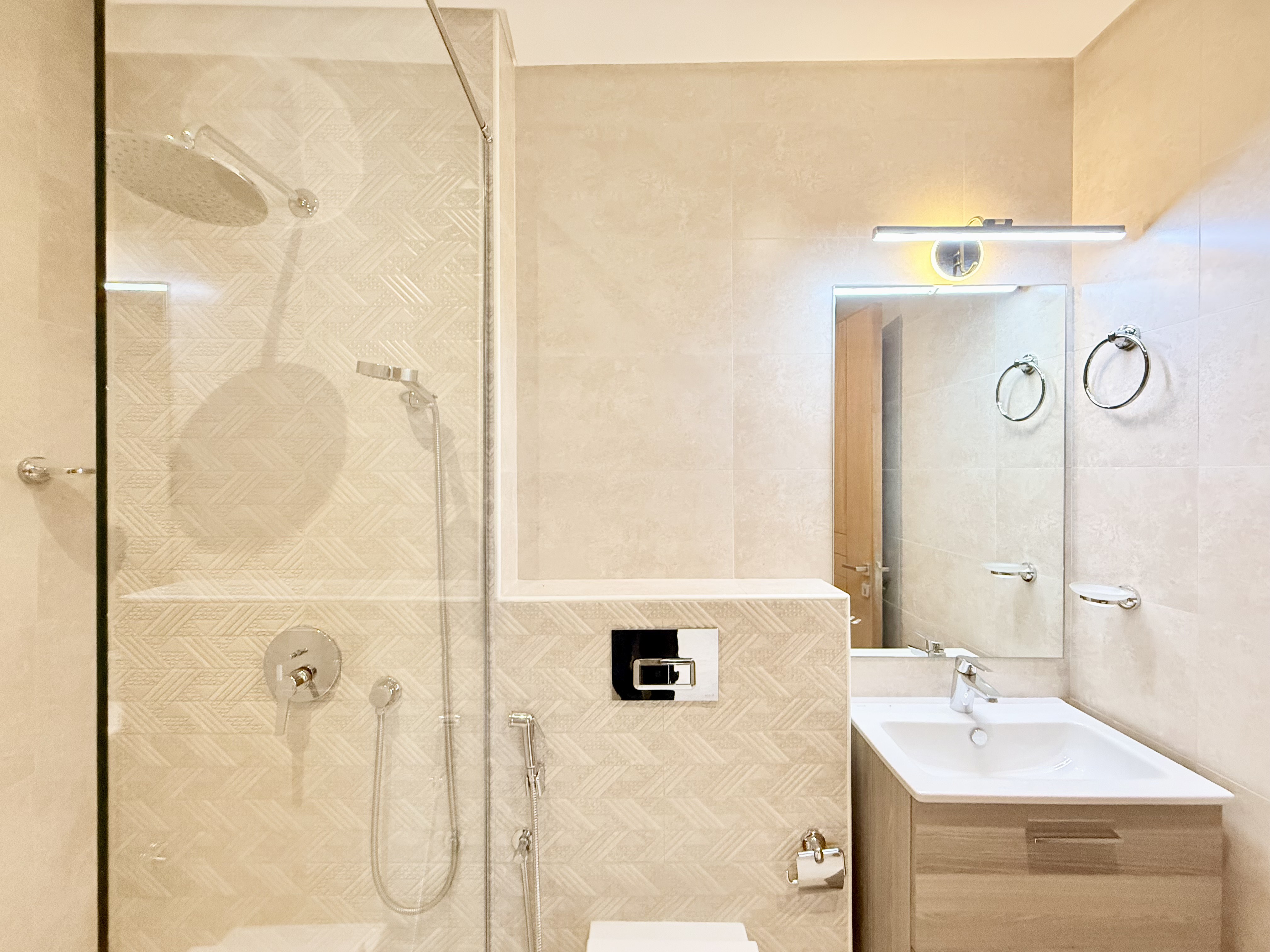 property 2529 image 10
