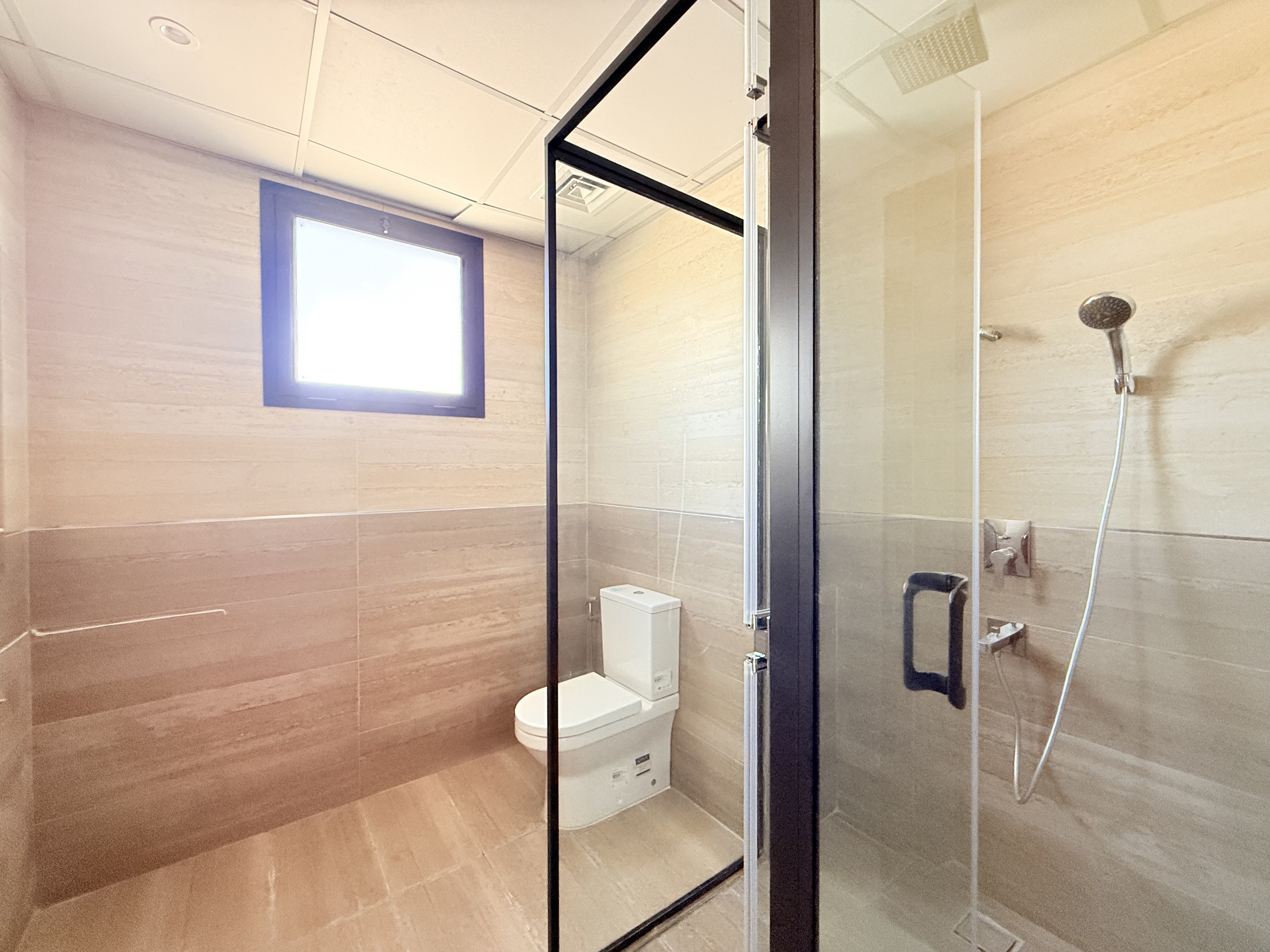 property 2530 image 5