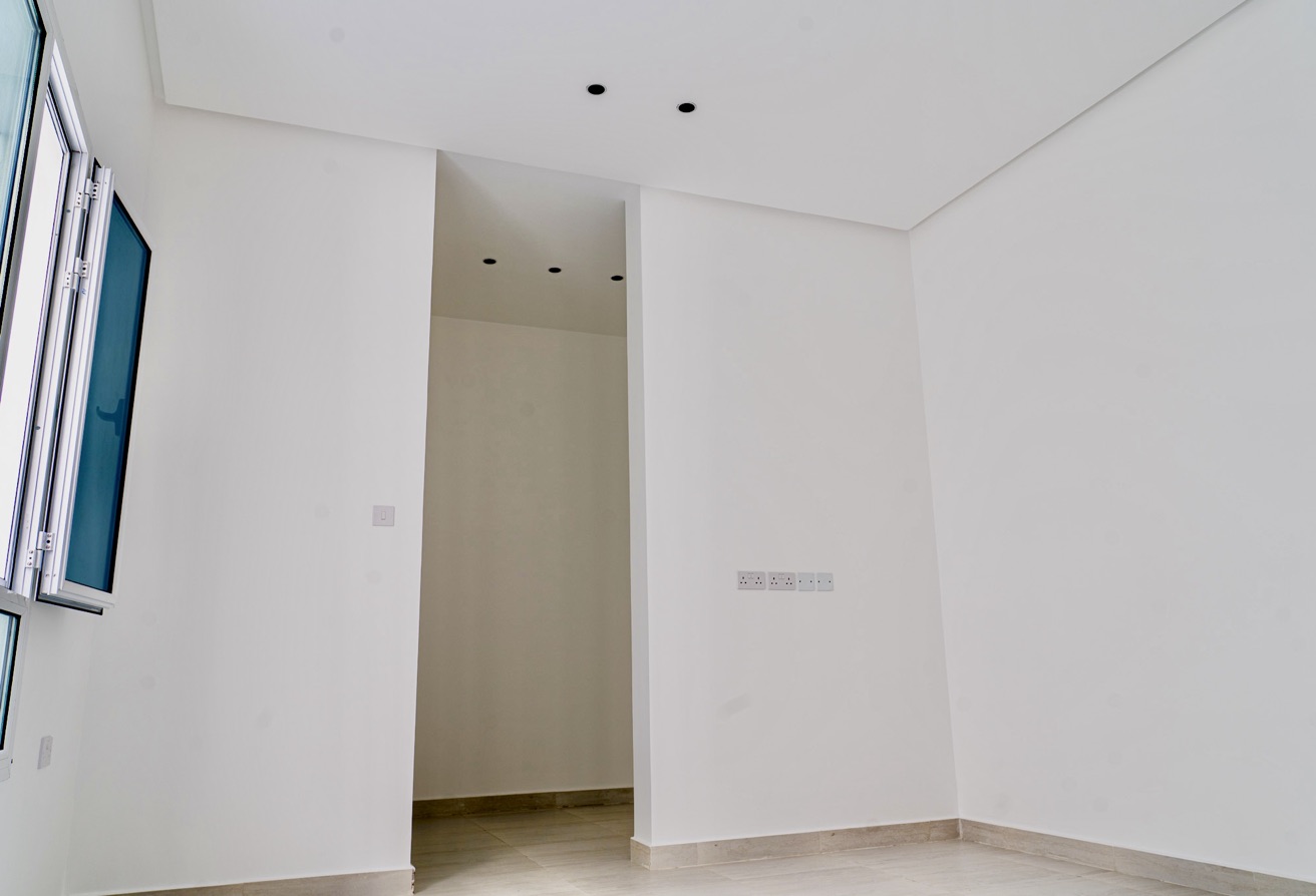 property 2532 image 16