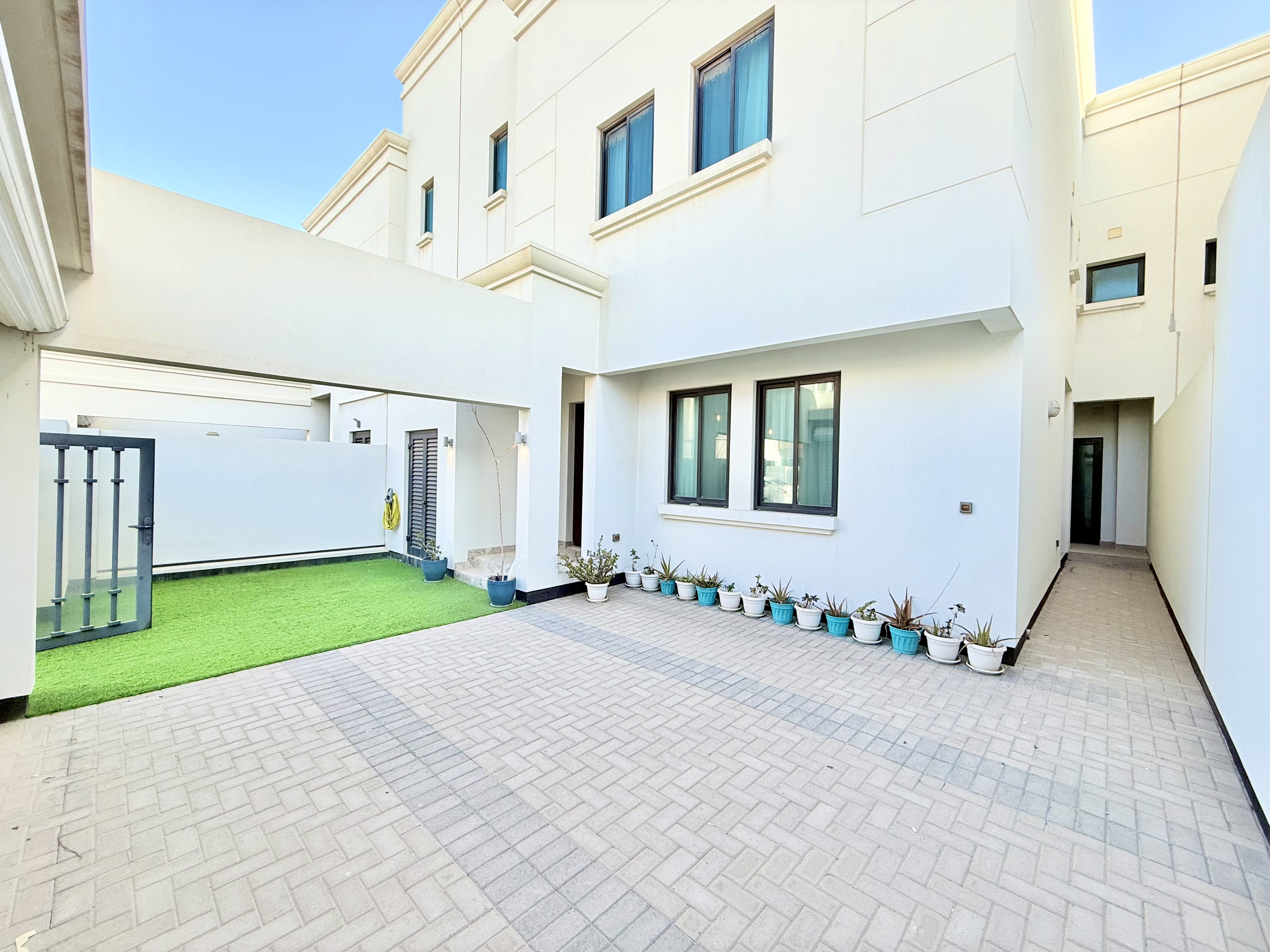 property 2535 image 2