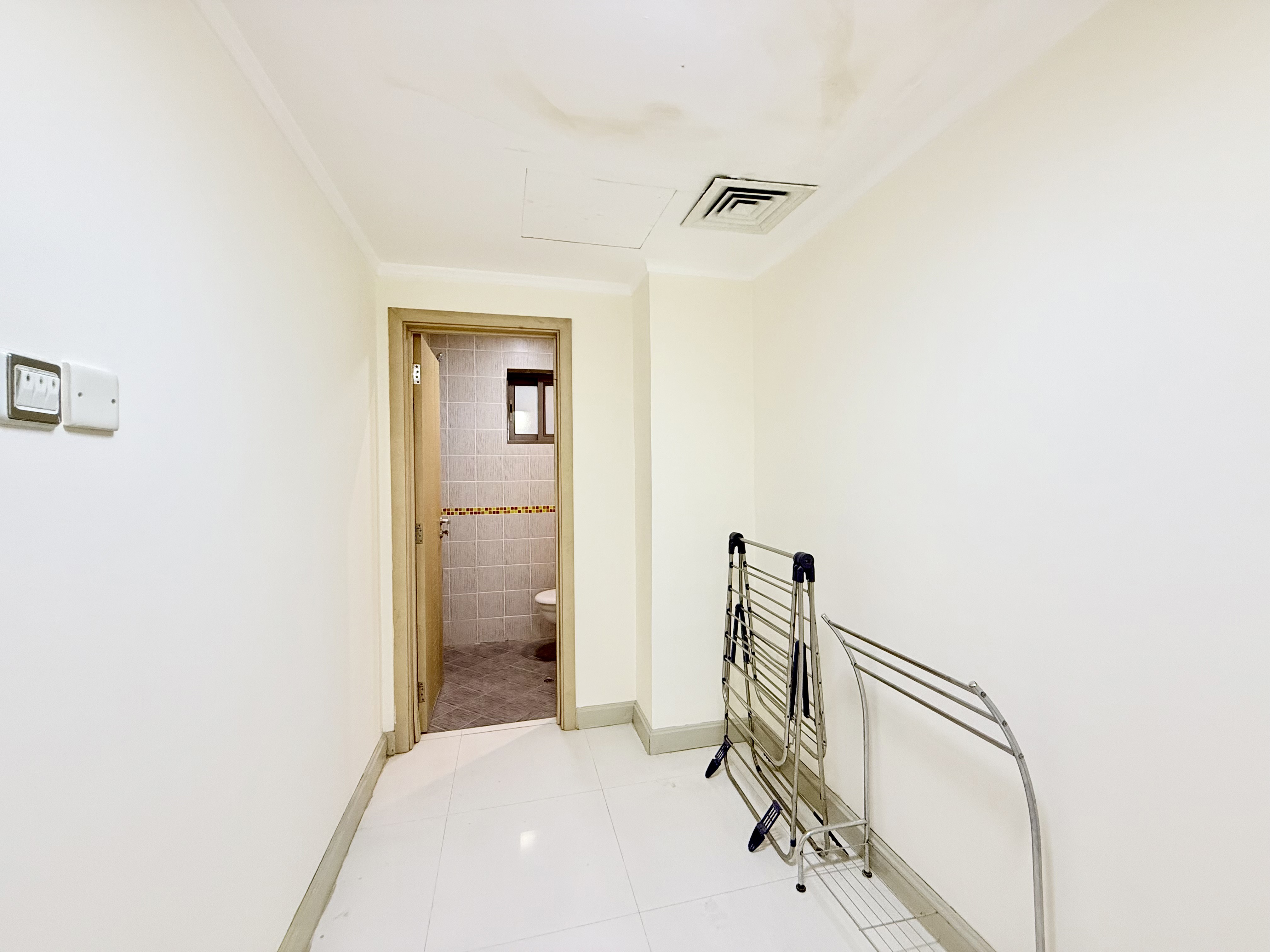 property 2536 image 12