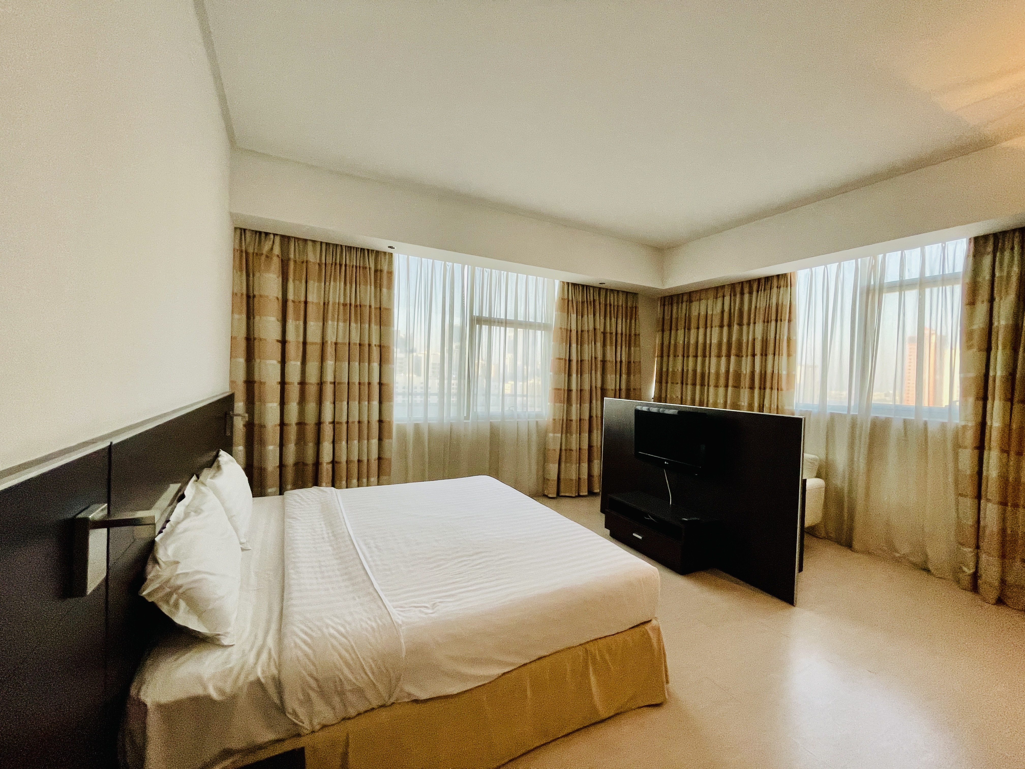 property 2554 image 3