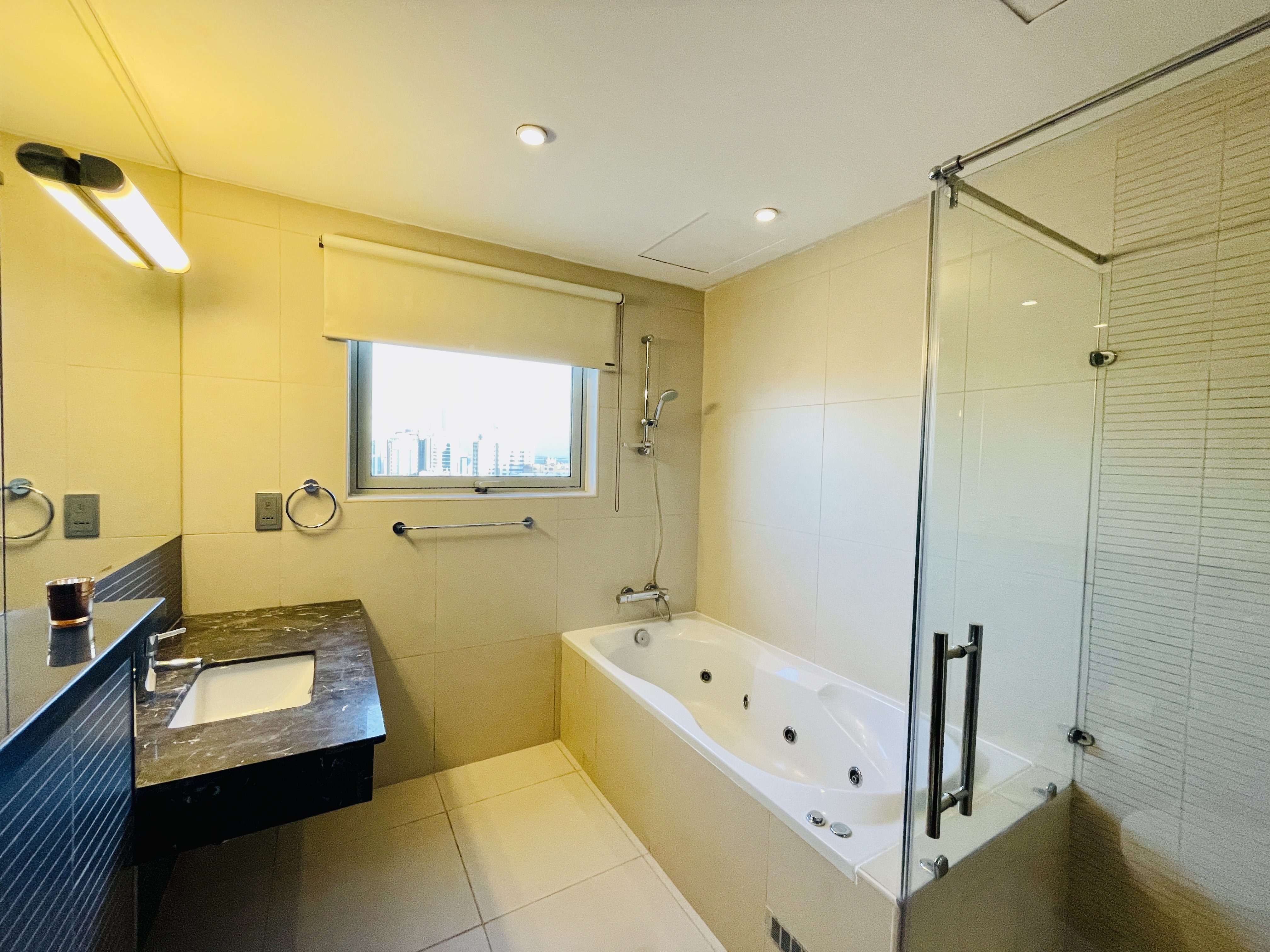 property 2554 image 4