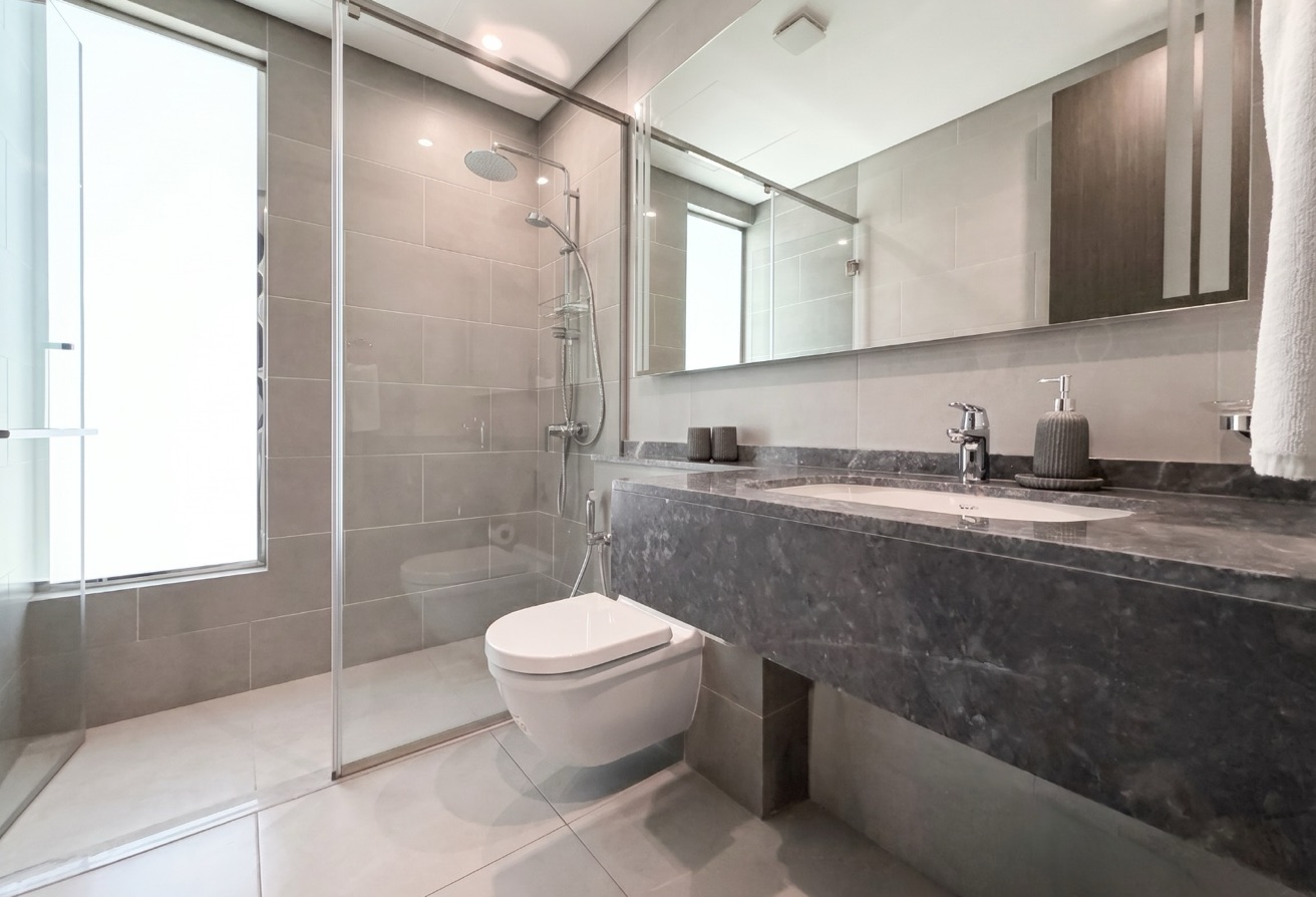 property 2555 image 4
