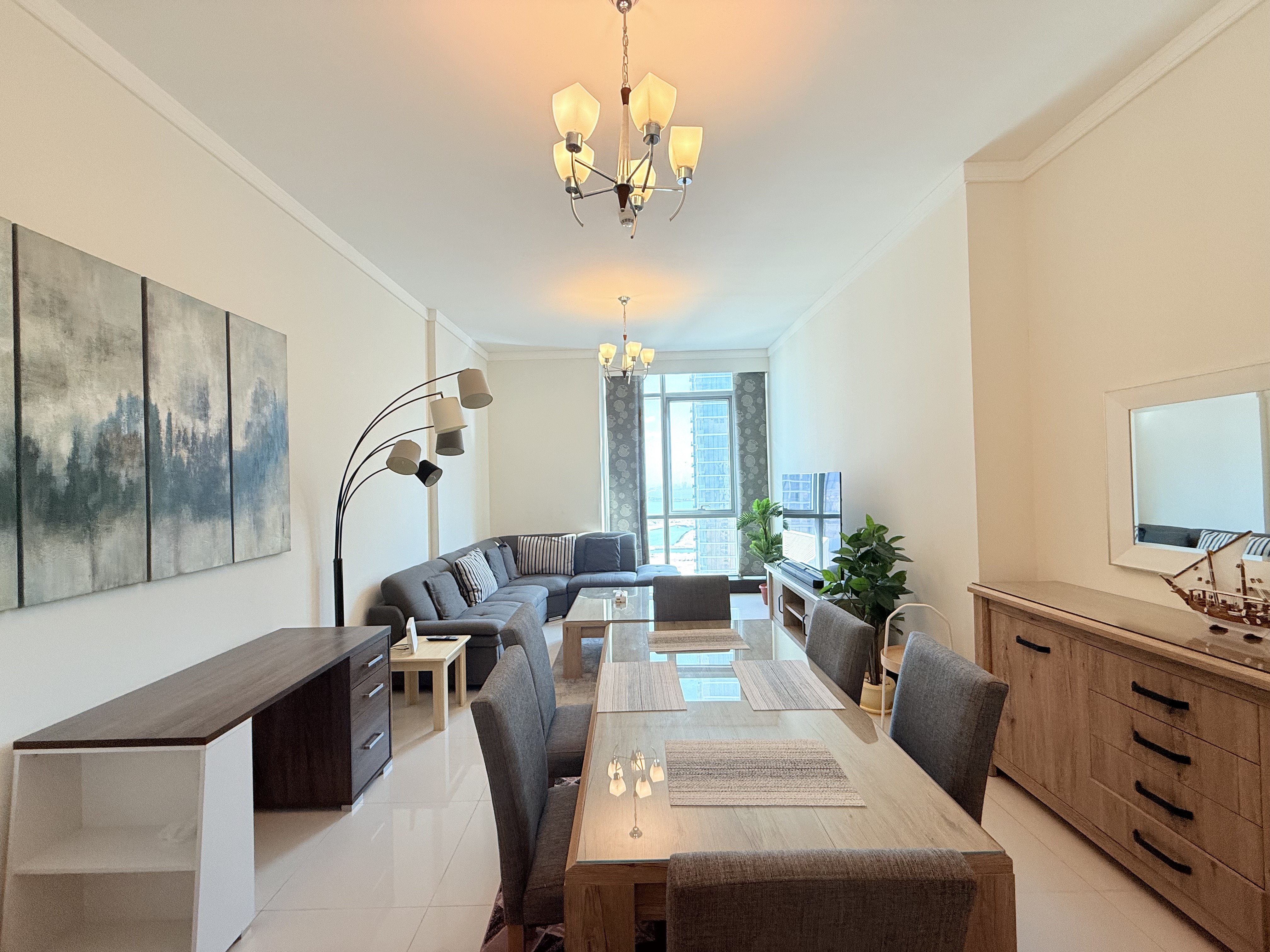 property 2556 image 0