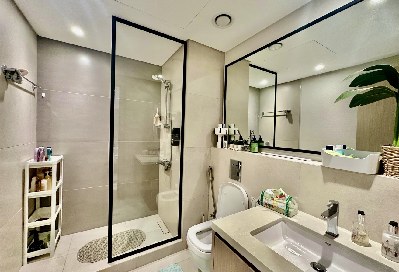 property 2561 image 6