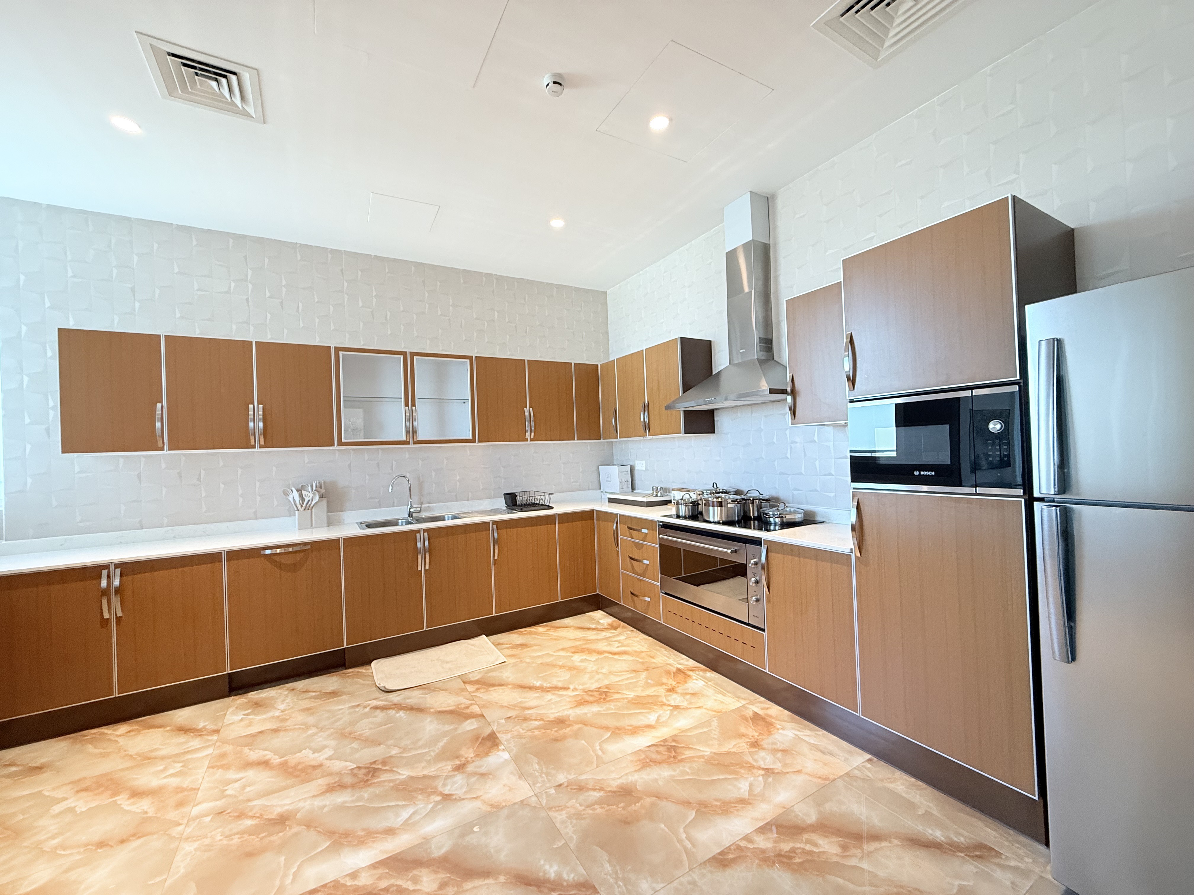 property 2573 image 4