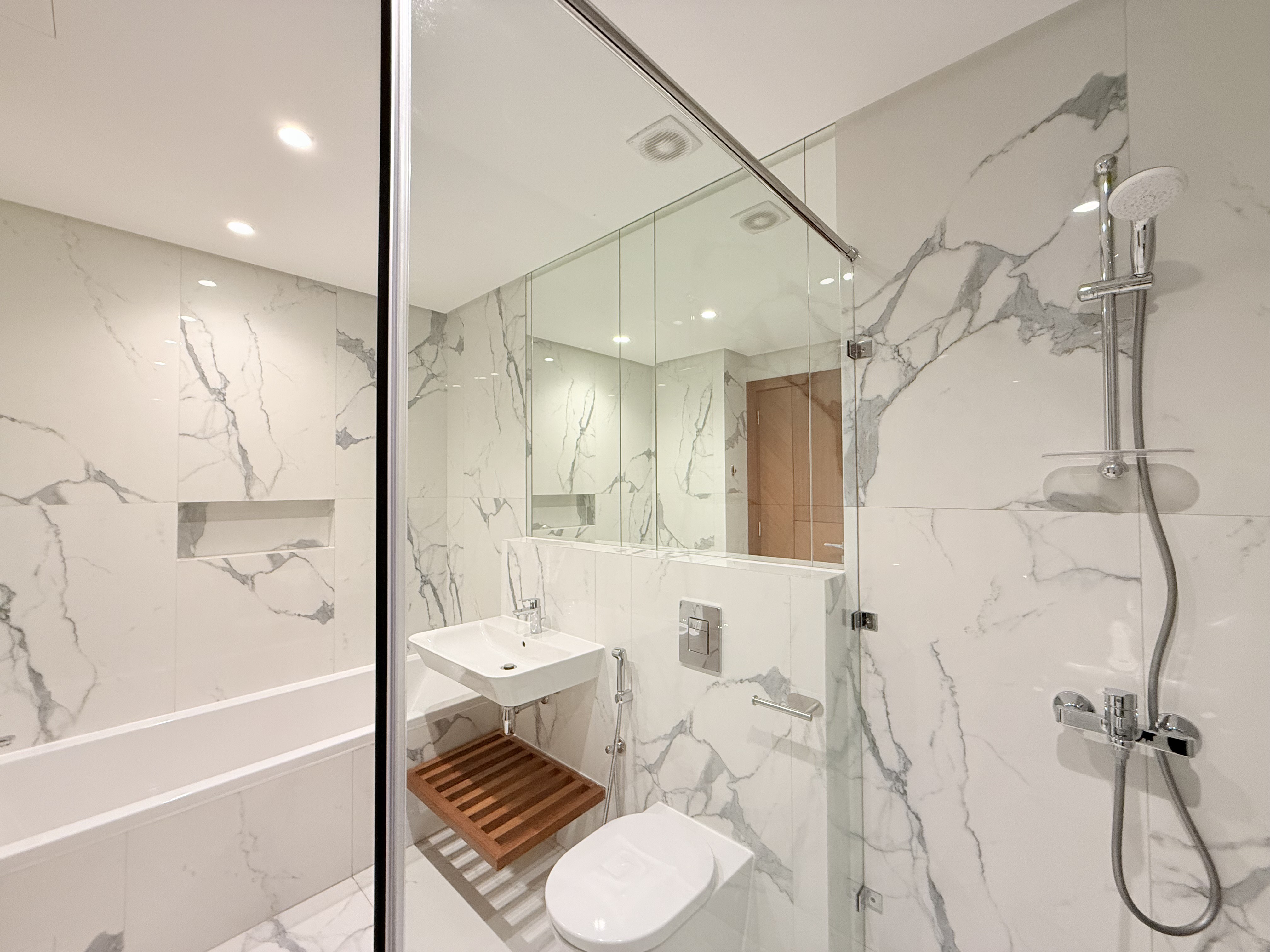 property 2589 image 11