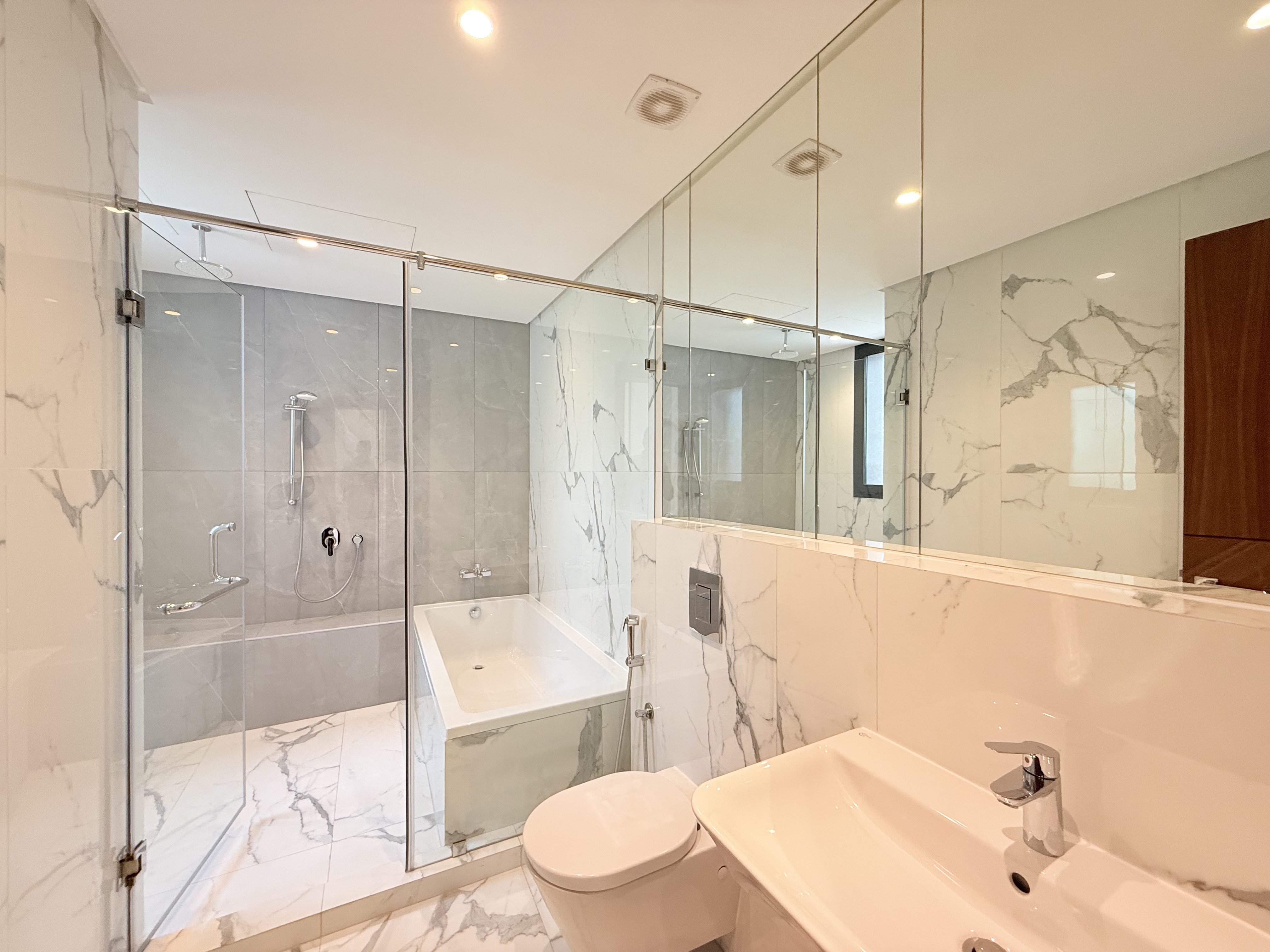 property 2589 image 15