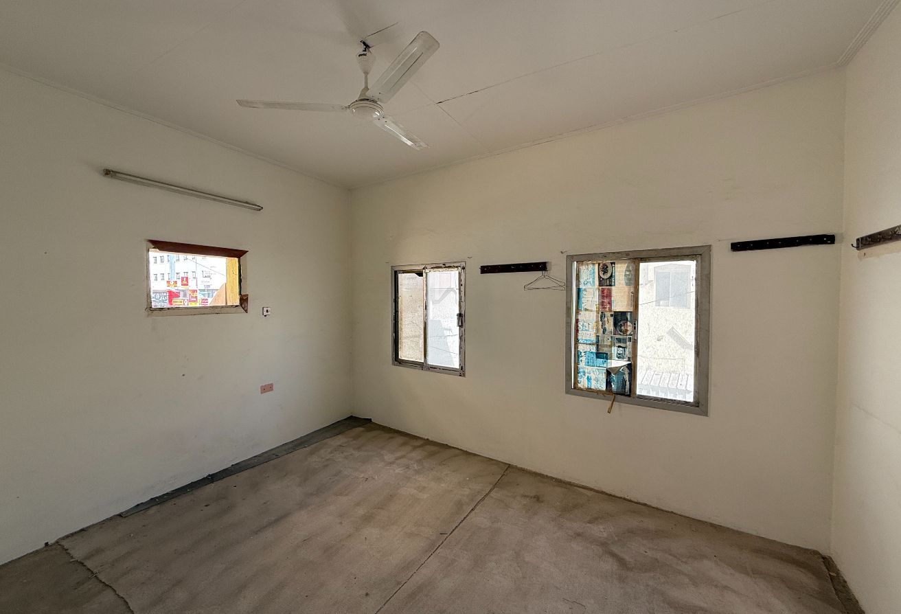 property 2598 image 12