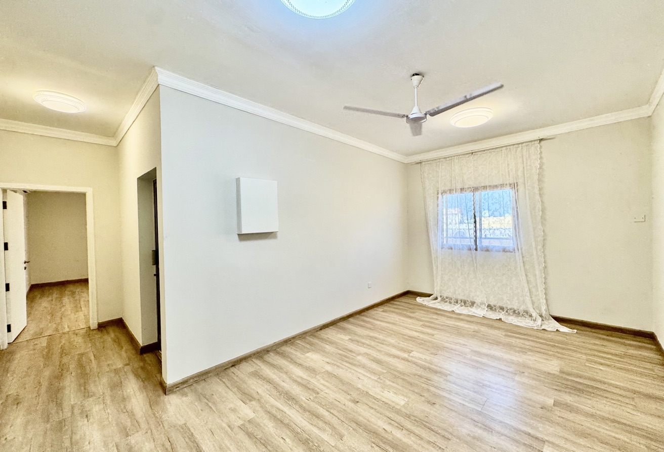 property 2603 image 0