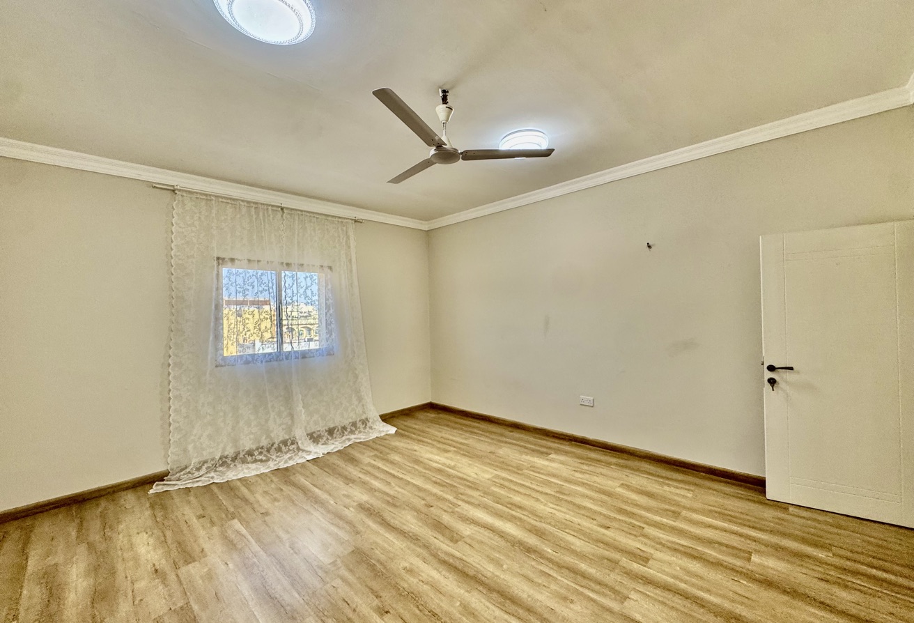 property 2603 image 5