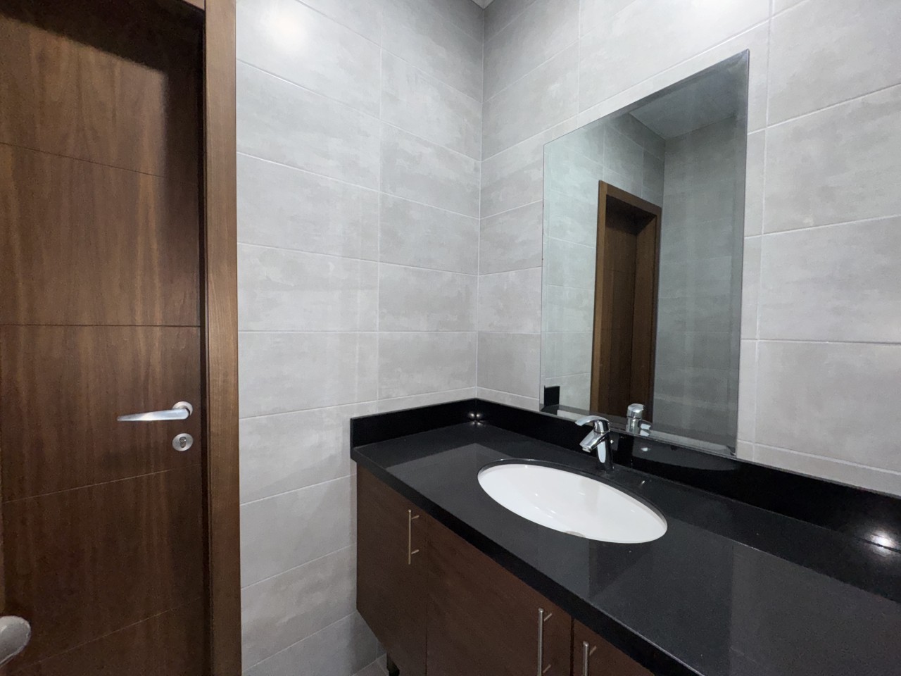 property 2610 image 6