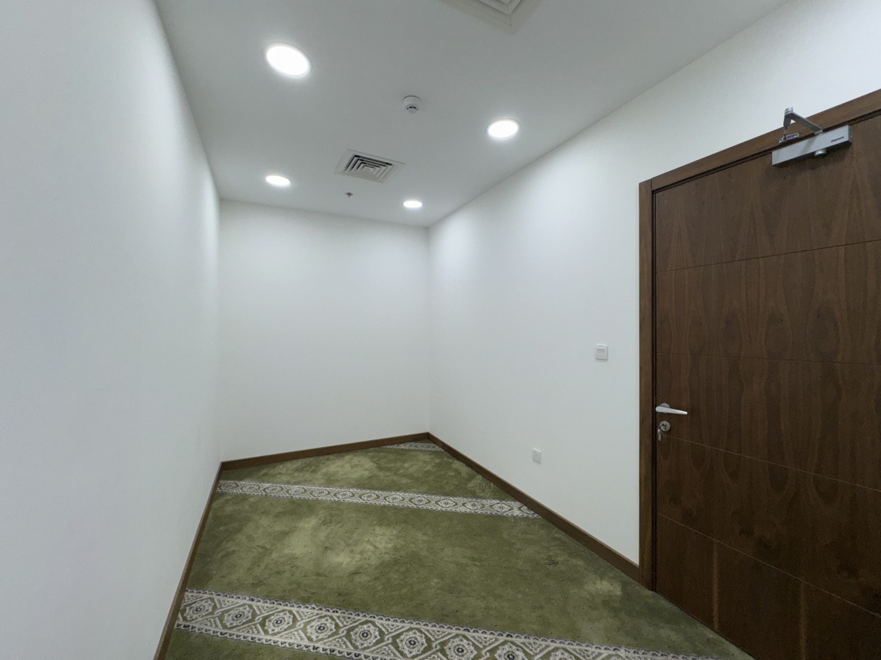 property 2610 image 8