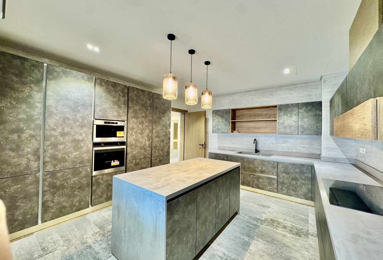 property 2621 image 4