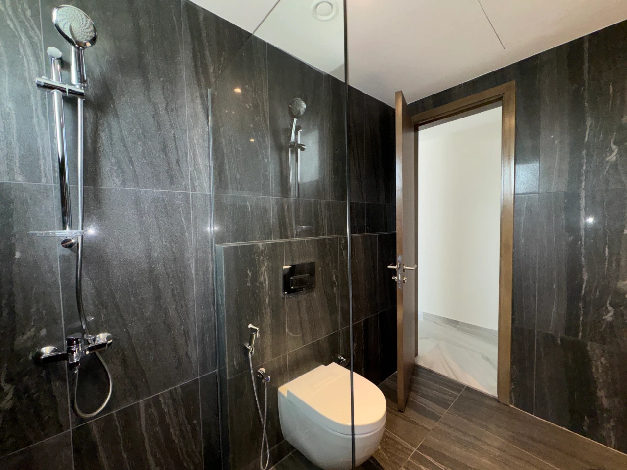 property 2644 image 12