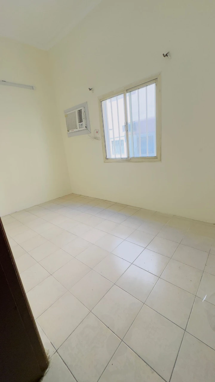 property 2654 image 2