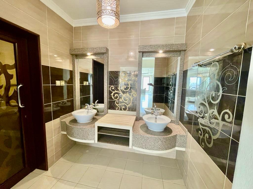 property 2656 image 19
