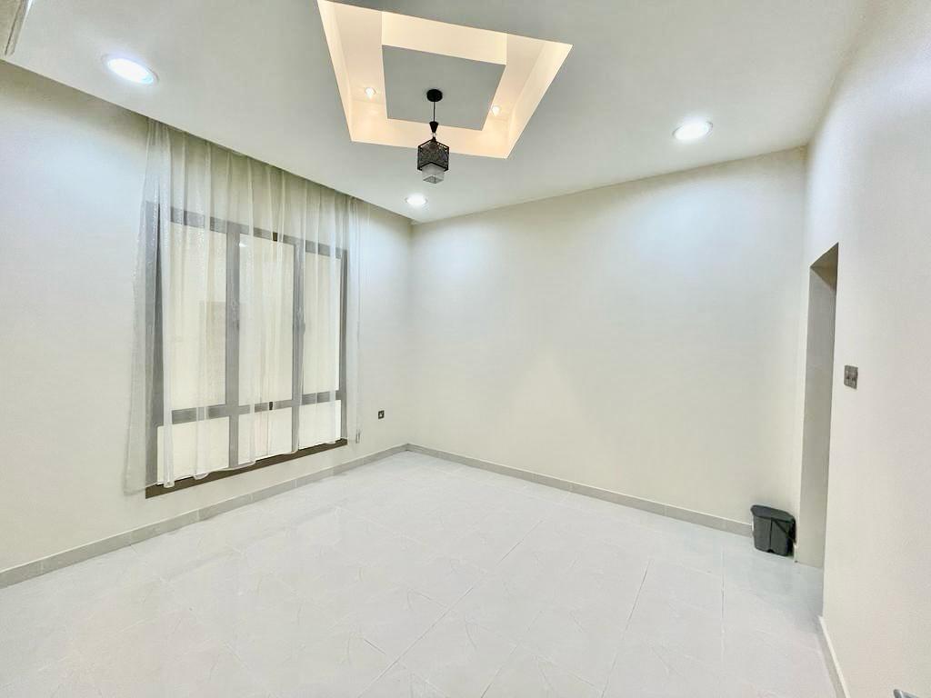 property 2656 image 11