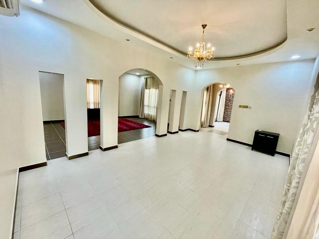 property 2656 image 4