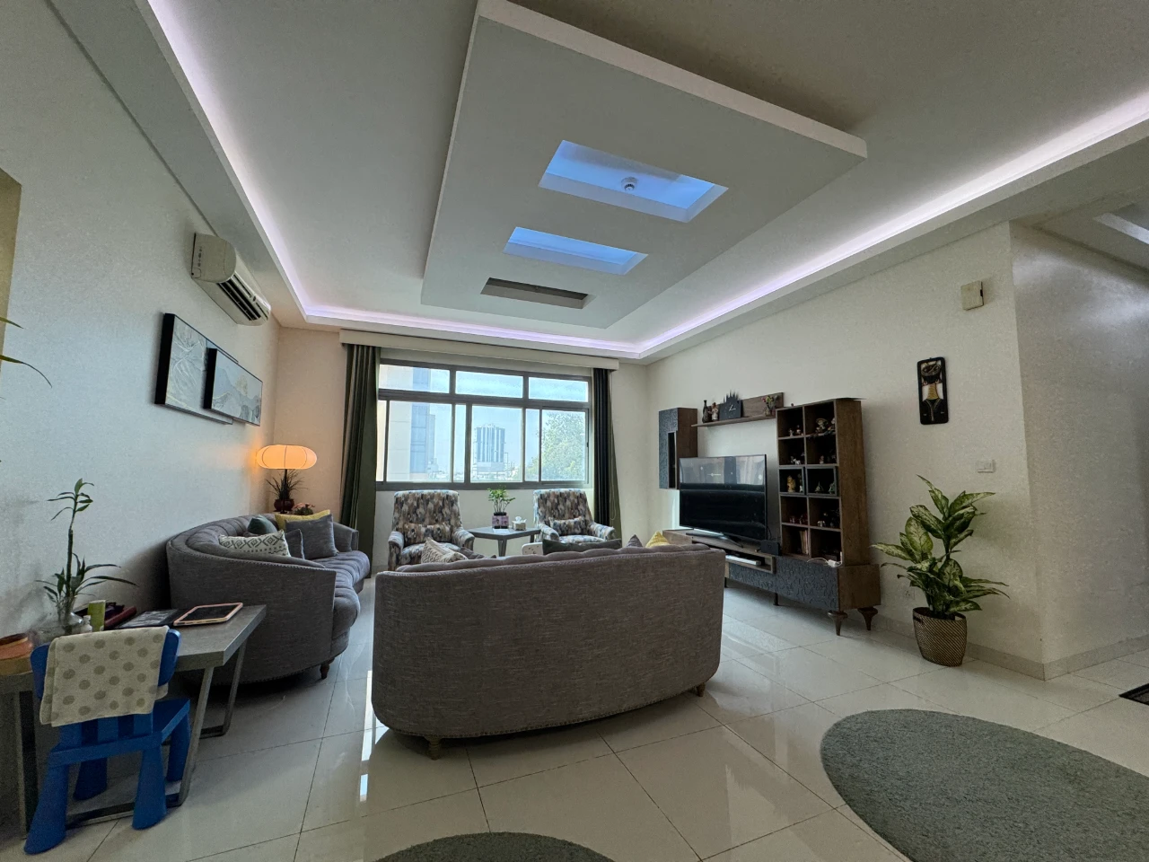 property 2671 image 2