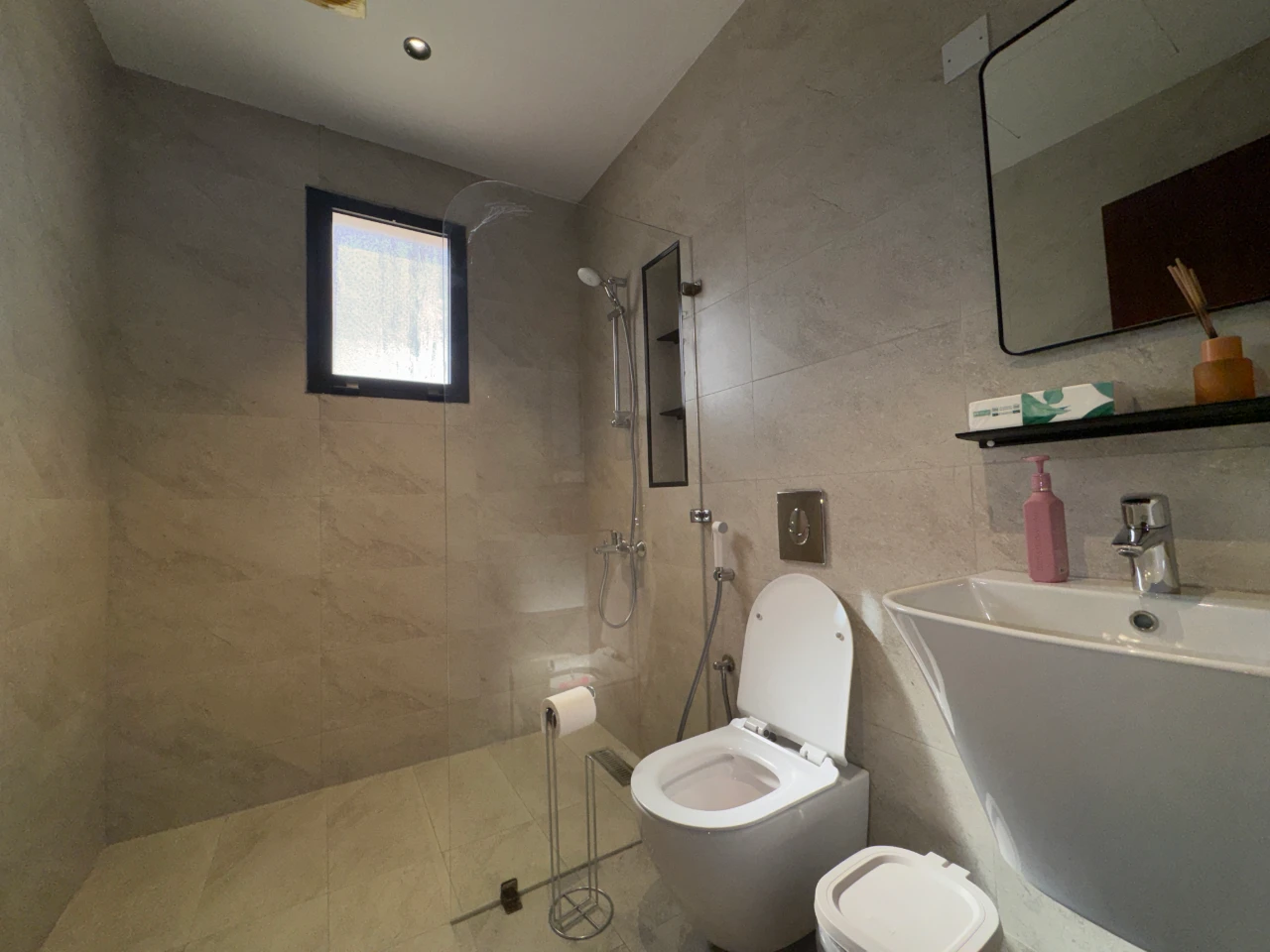property 2672 image 3