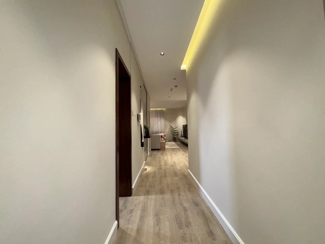property 2672 image 4