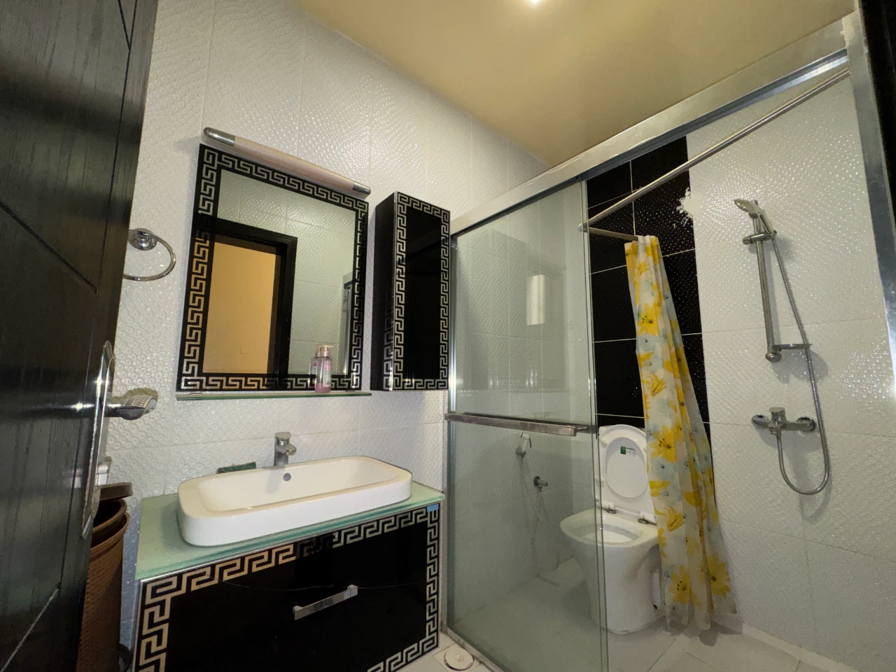 property 2673 image 3