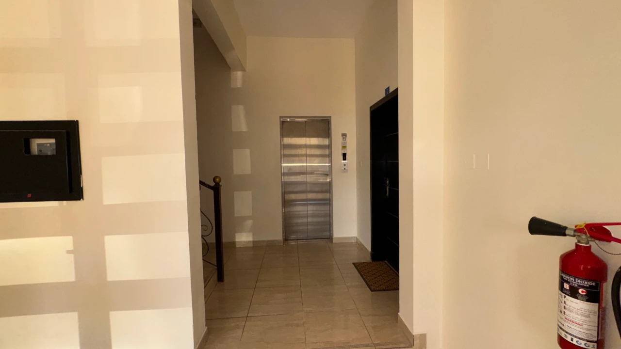 property 2673 image 10