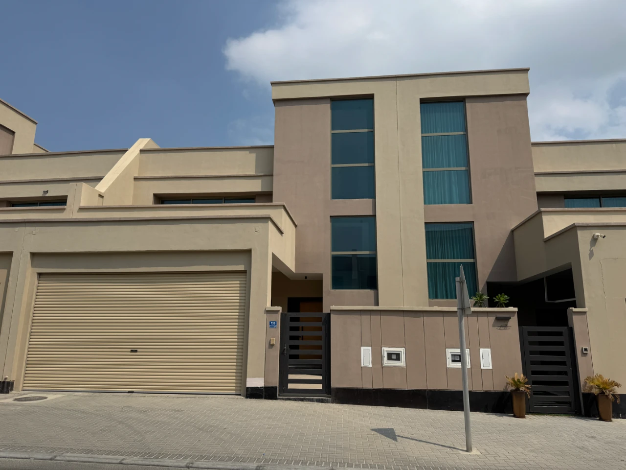 property 2674 image 1