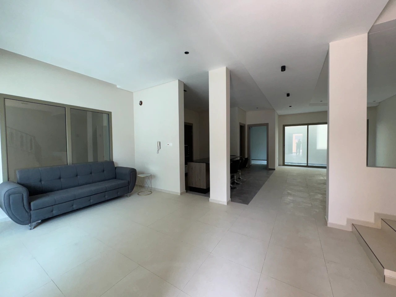 property 2674 image 2
